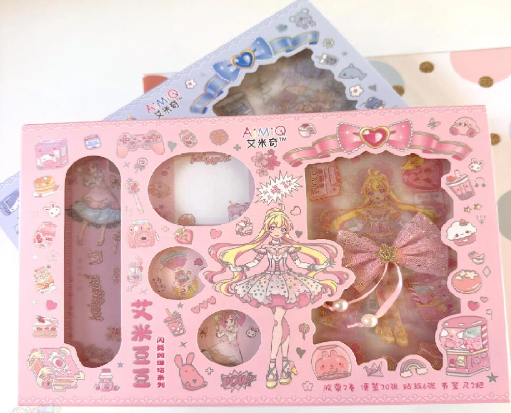 Munis Anime Girl Stickerlı Kırtasiye Seti